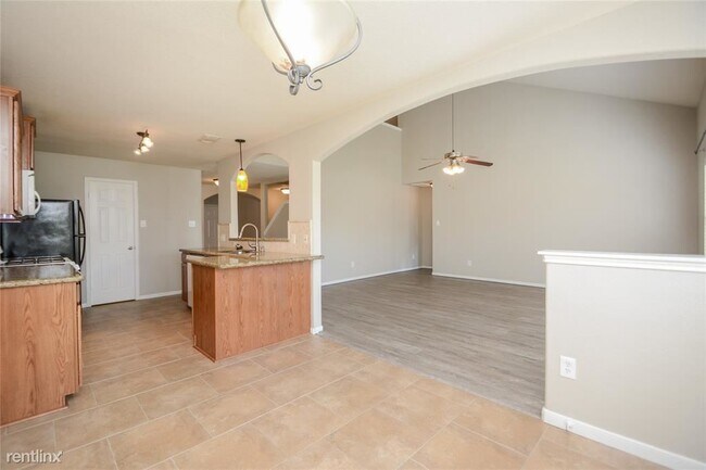 Foto del edificio - 4 br, 2.5 bath House - 6115 Wilcox Point D...