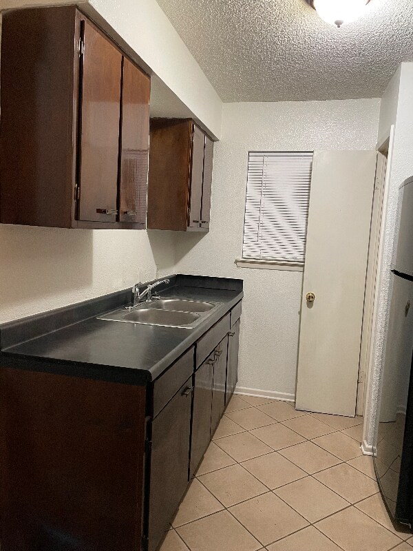 Foto principal - 3807 Sherril Brook Rd