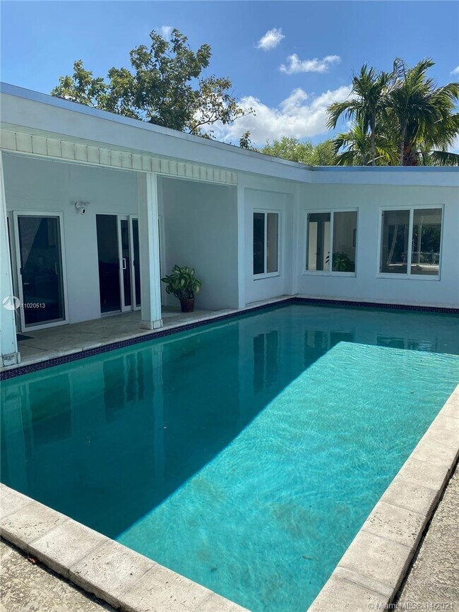 Foto del edificio - 14701 SW 87th Ct