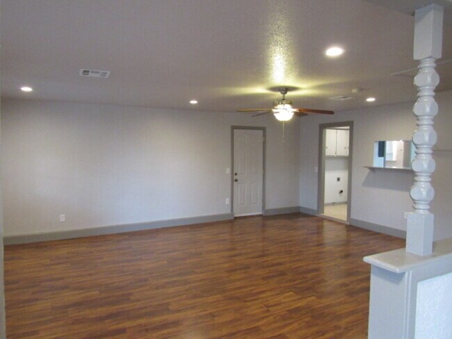 Foto del edificio - 2813 SE 46th St