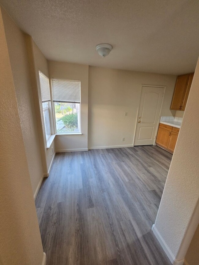 Building Photo - 3600 Nadia Ct
