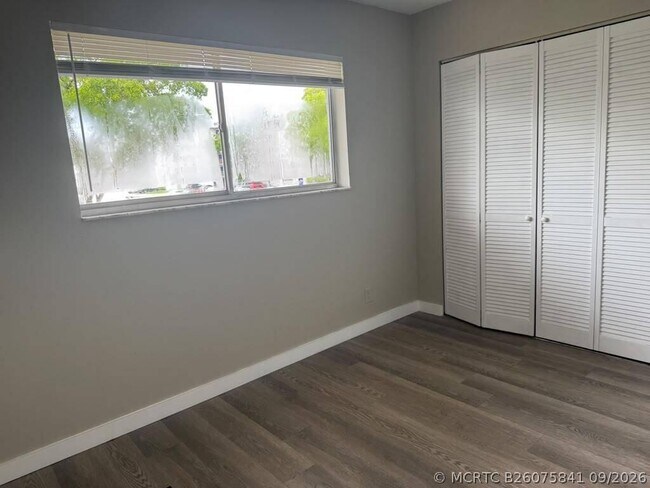 Building Photo - 8600 N Sherman Cir