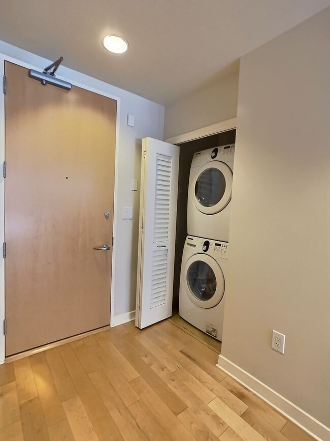 Building Photo - Luxury 1 Bedroom Condo at Axis – with Outdoor Patio Space!