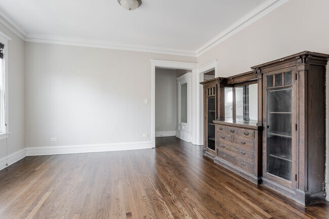 Foto del edificio - 1437 W Carmen Ave