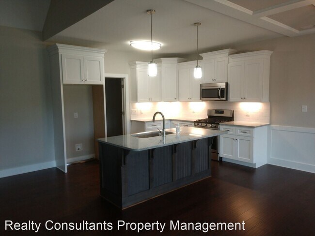 Foto del edificio - 7002 Westfield Village Cir