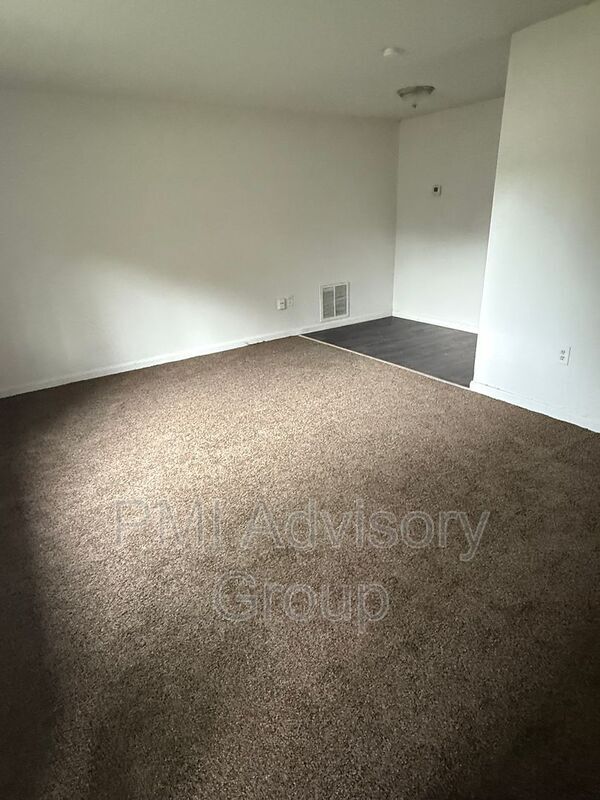 Foto del edificio - 504 SE 35th St