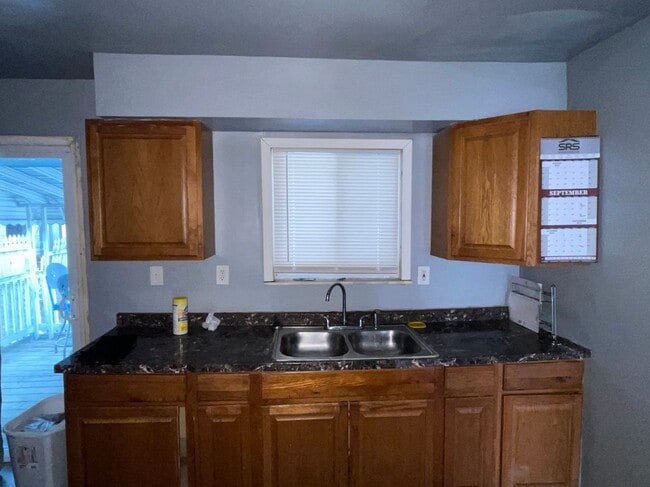 Building Photo - 4552 7th St