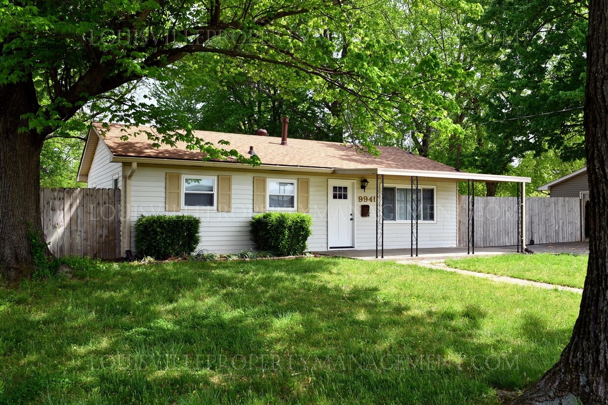 9941 Appollo Ct, Louisville, KY 40272 House Rental in Louisville, KY