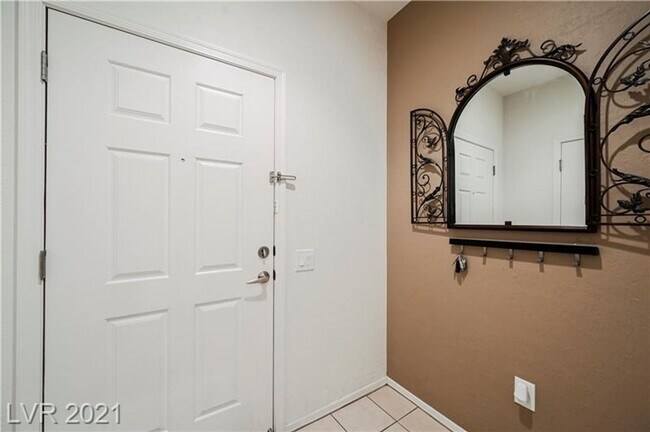 Foto del edificio - Beautiful townhouse for Rent!