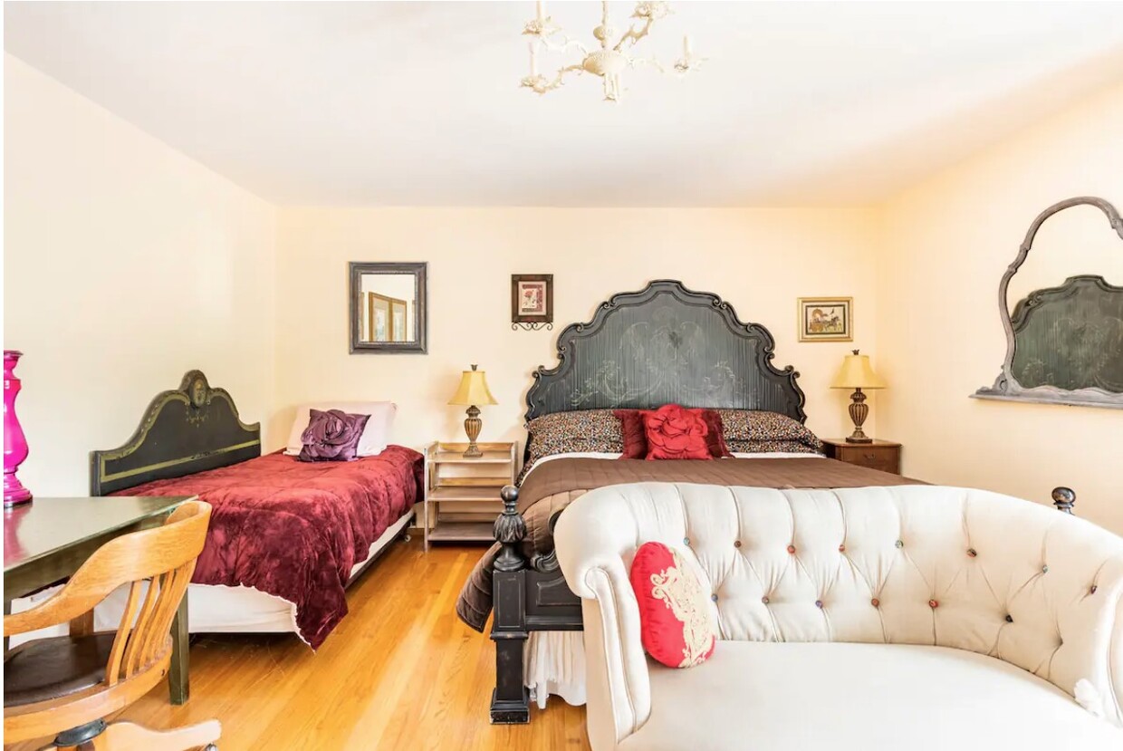 Primary Photo - 12853 Normandy Ln