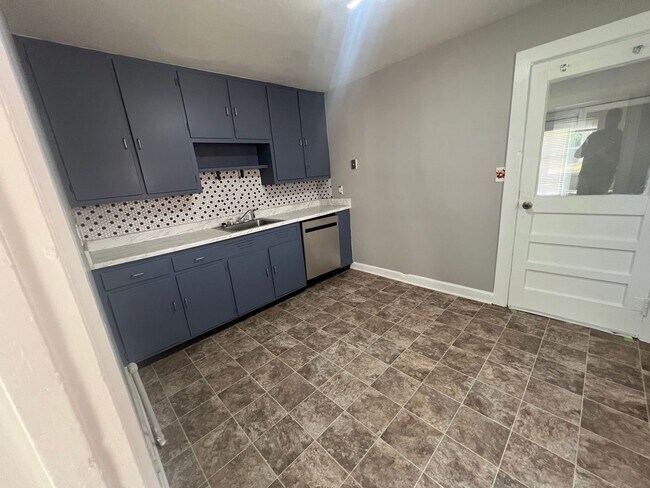 Foto del edificio - Two Bedroom for you!