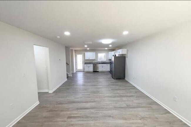 Foto del edificio - 4654 Coltsfoot Rd