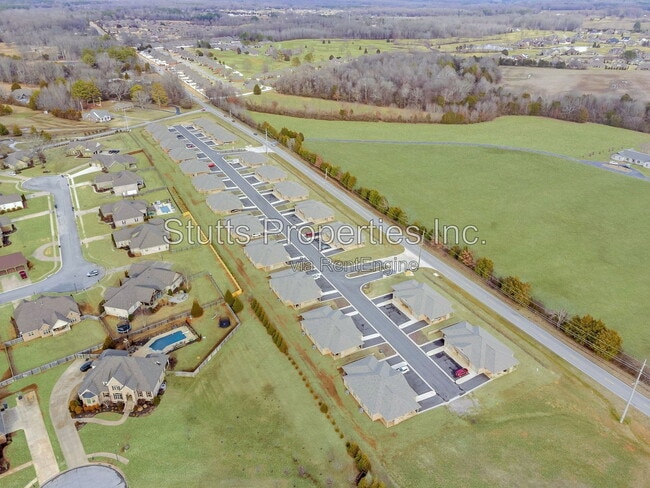 Building Photo - 311 Bentbrook Pl
