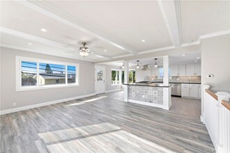 Building Photo - 26422 Via California
