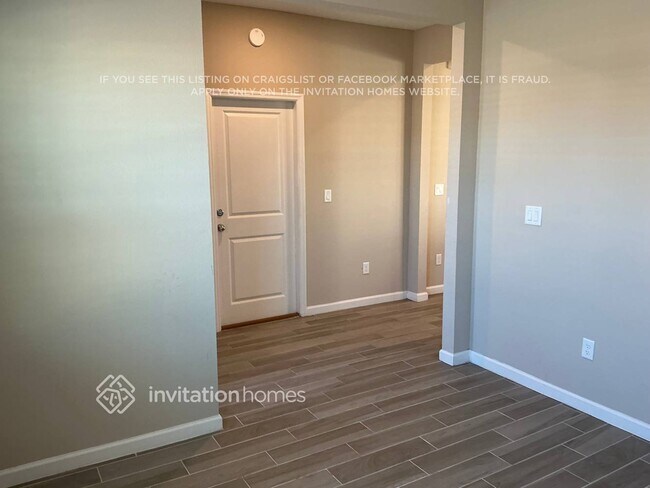 Foto del edificio - 9440 Lovage Ln