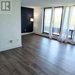 Building Photo - 2929 Aquitaine Ave