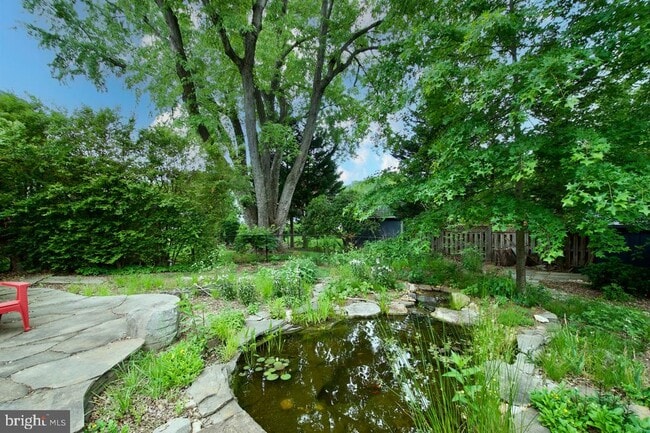 Building Photo - 6007 Shaffer Dr