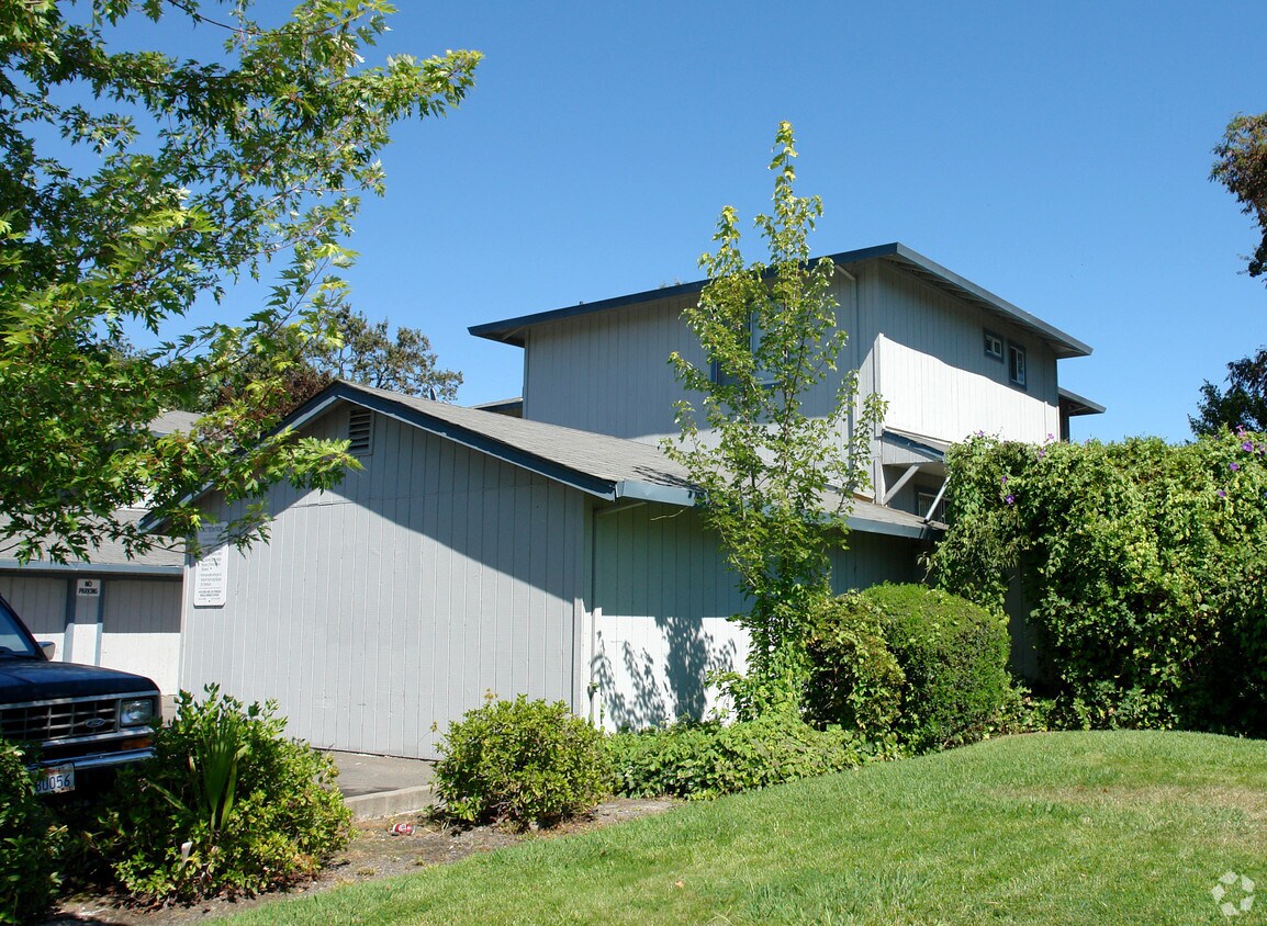 610 3rd St, Windsor, CA 95492 Apartments in Windsor, CA