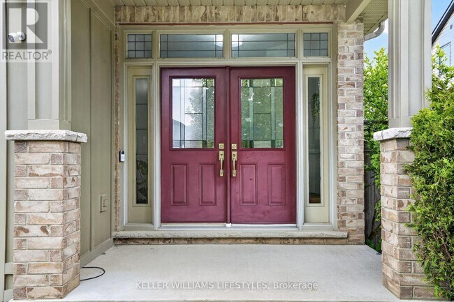 Photo du bâtiment - 2200 Dogwood Crescent