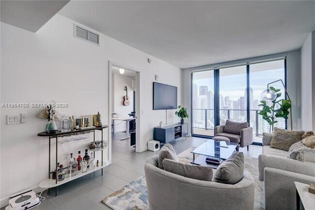 Foto del edificio - 1600 NE 1st Ave