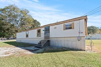 Building Photo - 107 Cameron Cir Building Photo - 107 Cameron Cir