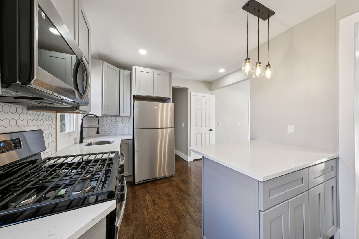 Photo - 134 Park Pl (Irvington, NJ)