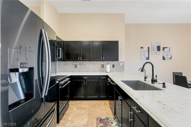 Building Photo - 8936 Medicine Wheel Ave