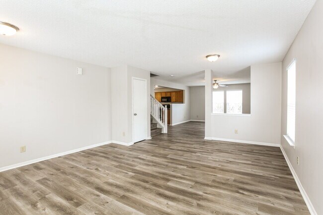 Foto del edificio - 10743 Timothy Ln