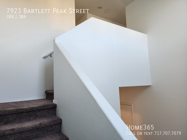Building Photo - Light, Bright & Airy 2-Story Home in Sky C...