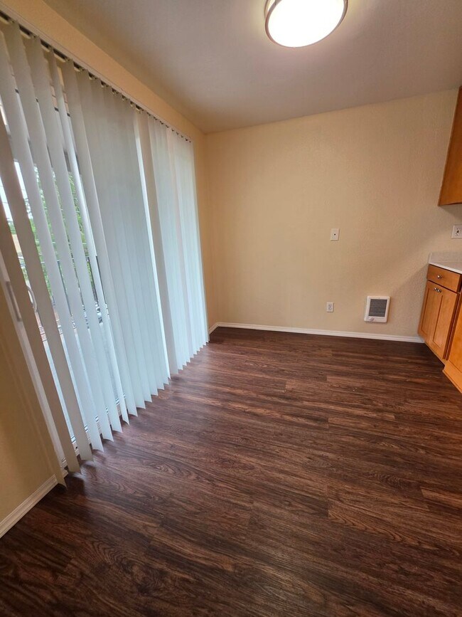 Interior Photo - Burien Place Apartment Homes