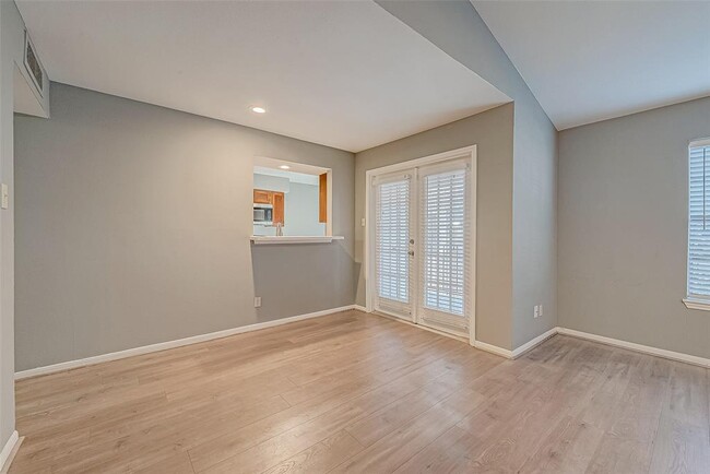 Foto del edificio - 14600 Fonmeadow Dr