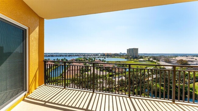 Foto del edificio - 501 Haben Blvd