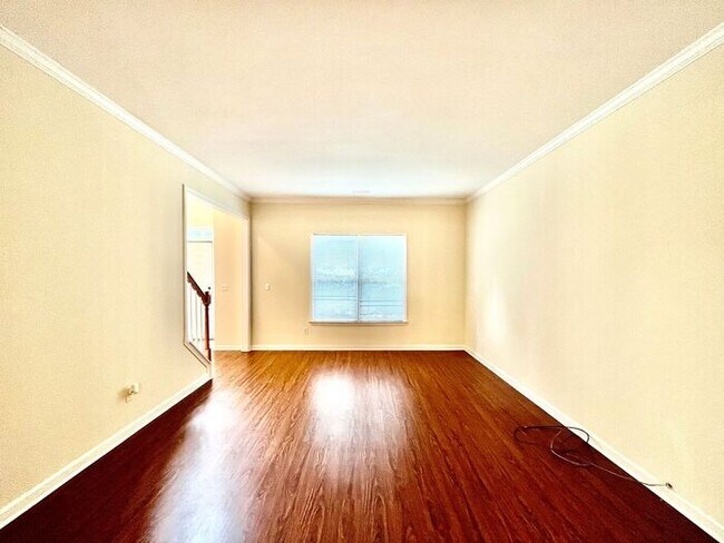 Foto del edificio - 3165 Maple Terrace Dr