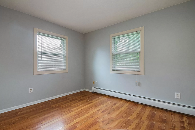 Foto del edificio - 3222 Marshall Ave SE