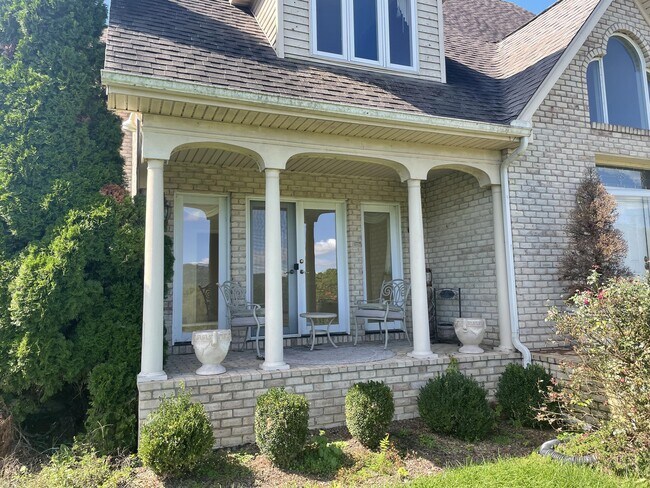 Foto del edificio - 855 Deercroft Dr
