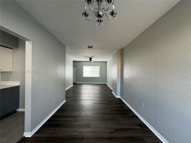 Foto del edificio - 8444 NW 4th Ave