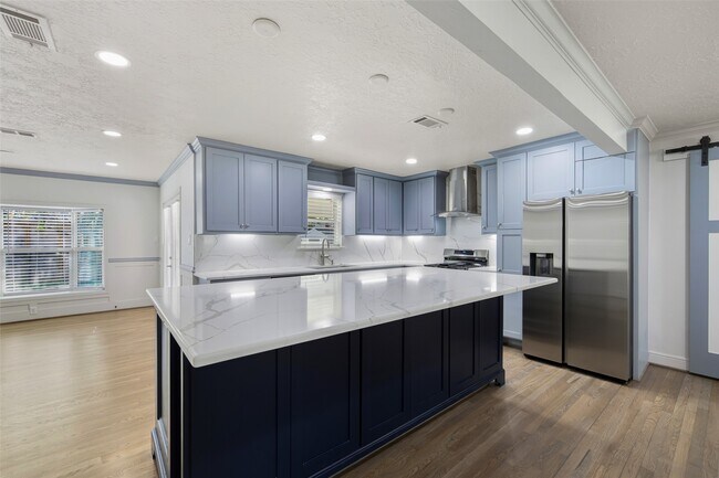 Foto del edificio - 855 Judiway St