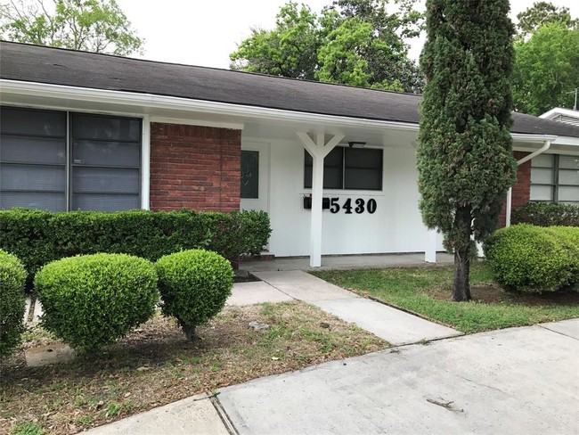 Foto del edificio - 5430 Beechnut St