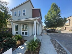 Building Photo - 3212 Cowell Blvd