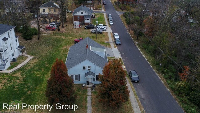 Building Photo - 1515 Bouchelle Ave