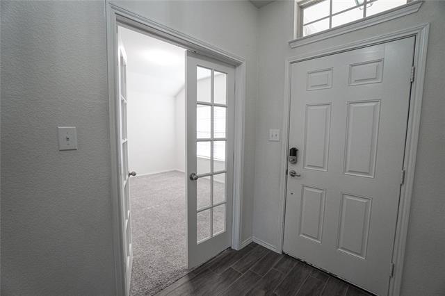 Foto del edificio - 241 Pitt Cir