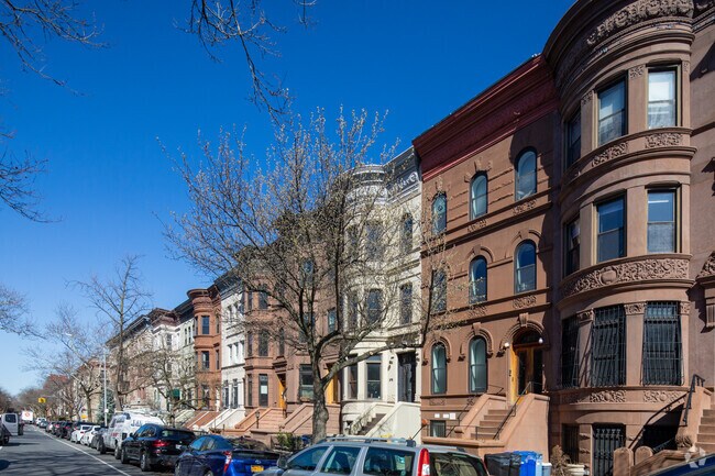 Foto del edificio - 377 Sterling Pl