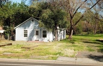 Building Photo - 2044 Humboldt Rd