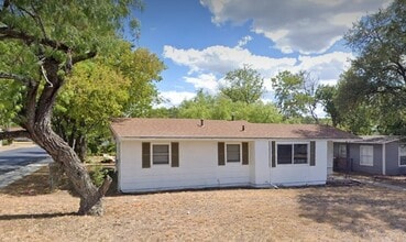 Building Photo - 602 Santa Monica St