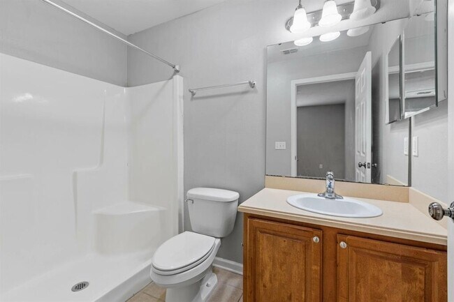 Building Photo - 2414 Quazar Cir