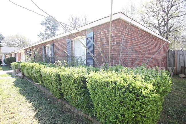 Building Photo - 4157 Navaho Ave