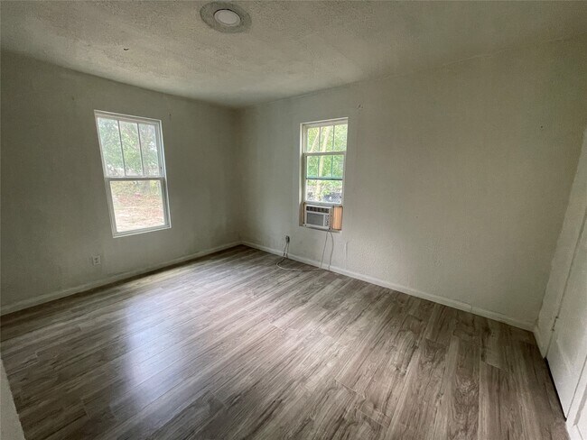 Foto del edificio - 4602 Leffingwell St