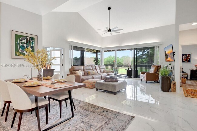 Foto del edificio - 7616 Elm Ridge Dr