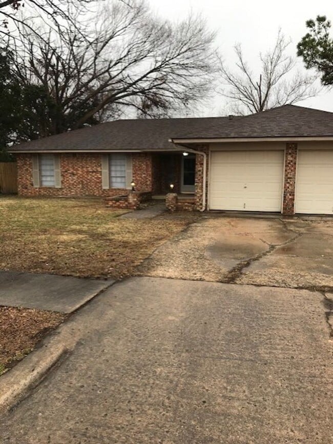 Photo - 3 bedroom 2 bath home