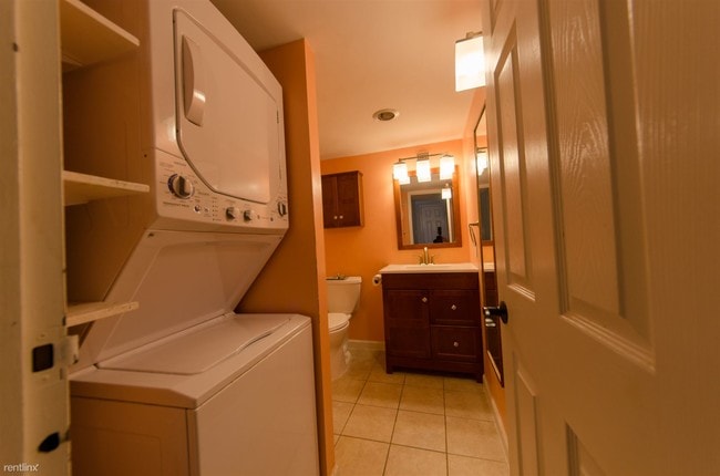 Building Photo - 3230 Spartan Rd